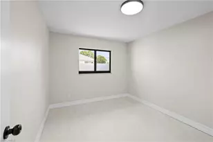 503 SE 16th Pl, Cape Coral, FL 33990 - Photo 17