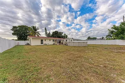 2709 SE 17th Ave, Cape Coral, FL 33904 - Photo 35