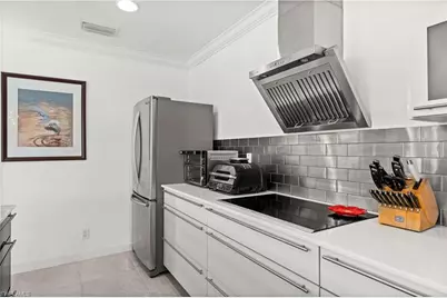 766 Central Ave #301, Naples, FL 34102 - Photo 5