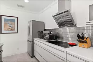 766 Central Ave, Naples, FL 34102 - Photo 5