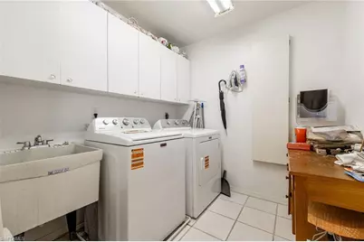 11701 Pinewood Lakes Dr, Fort Myers, FL 33913 - Photo 29