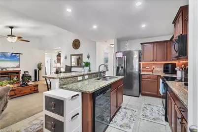 1826 SW Trafalgar Pkwy, Cape Coral, FL 33991 - Photo 15