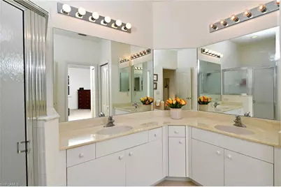 4692 Fairloop Run, Lehigh Acres, FL 33973 - Photo 19