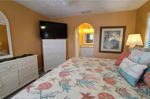 1126 SE 13th Terrace, Cape Coral, FL 33990 - Photo 13