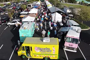 818 Monticello Ct, Cape Coral, FL 33904 - Photo 5