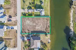 322 NE 20th St, Cape Coral, FL 33909 - Photo 9