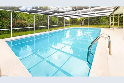 2431 Welch St, Fort Myers, FL 33901 - Photo 15