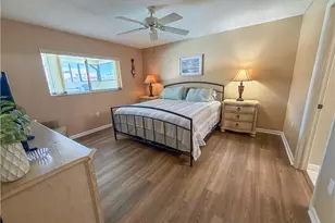 1115 SW 54th Ln, Cape Coral, FL 33914 - Photo 15