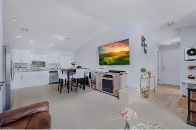 5013 SE Tradewinds Cir, Labelle, FL 33935 - Photo 5