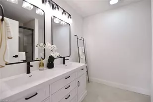 912 Entrada Dr S, Fort Myers, FL 33919 - Photo 17