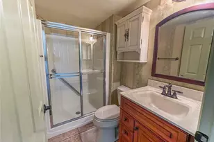 2121 Collier Ave E, Fort Myers, FL 33901 - Photo 15