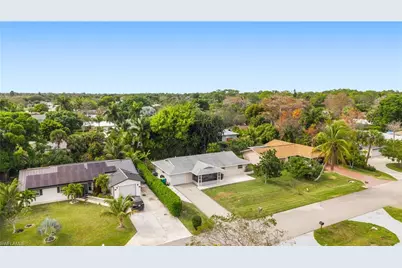 939 Bluebird St, Naples, FL 34104 - Photo 29