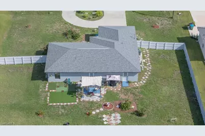 520 Wilmington Pkwy, Cape Coral, FL 33993 - Photo 5