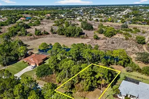 635 Parkdale Blvd, Lehigh Acres, FL 33974 - Photo 5