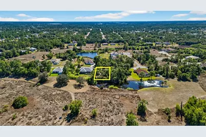 635 Parkdale Blvd, Lehigh Acres, FL 33974 - Photo 9