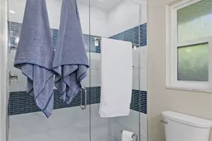 6807 Azalea Ln, Fort Myers, FL 33919 - Photo 33