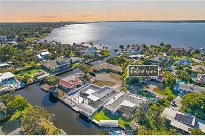 6807 Azalea Ln, Fort Myers, FL 33919 - Photo 3