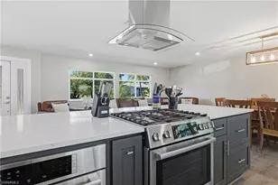 6807 Azalea Ln, Fort Myers, FL 33919 - Photo 13