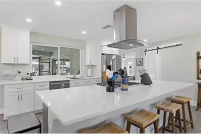 6807 Azalea Ln, Fort Myers, FL 33919 - Photo 11