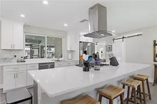 6807 Azalea Ln, Fort Myers, FL 33919 - Photo 11