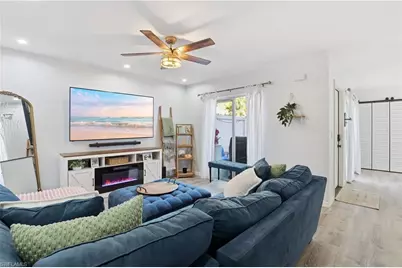 1103 SE 8th Ter #Unit D, Cape Coral, FL 33990 - Photo 3