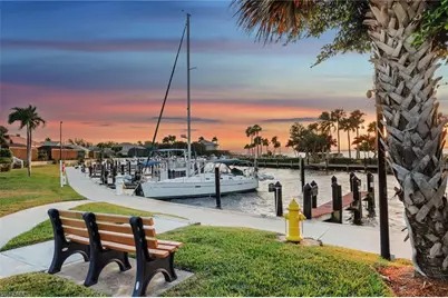 12793 Yacht Club Cir, Fort Myers, FL 33919 - Photo 5
