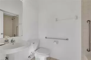 12793 Yacht Club Cir, Fort Myers, FL 33919 - Photo 19