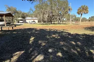 2687 Old Lakeport Rd, Moore Haven, FL 33471 - Photo 3