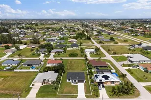 1236 NW 25th Pl, Cape Coral, FL 33993 - Photo 35