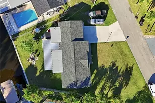 4311 S Pacific Cir, North Fort Myers, FL 33903 - Photo 35