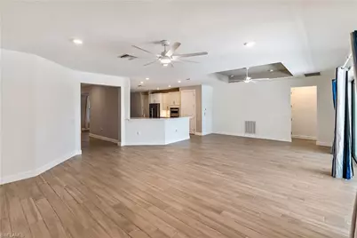 19001 Aqua Shore Dr, Fort Myers, FL 33913 - Photo 33