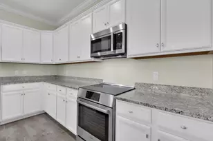 10697 Essex Square Blvd, Fort Myers, FL 33913 - Photo 9