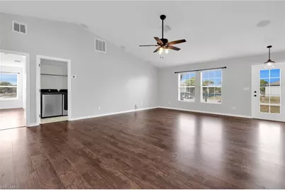 6121 Hutton Ct, Fort Myers, FL 33905 - Photo 15