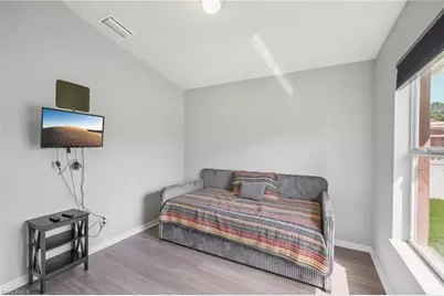 940 Belmont St E, Lehigh Acres, FL 33974 - Photo 35