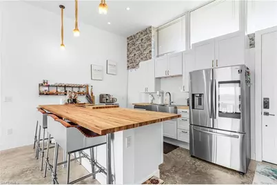 504 NE 9th St, Cape Coral, FL 33909 - Photo 7