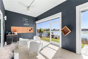 504 NE 9th St, Cape Coral, FL 33909 - Photo 27