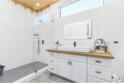 504 NE 9th St, Cape Coral, FL 33909 - Photo 23