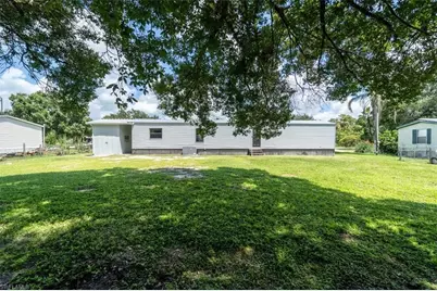 671 Bennett Ave, Labelle, FL 33935 - Photo 19