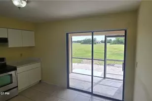 1302 NE 9th St, Cape Coral, FL 33909 - Photo 11