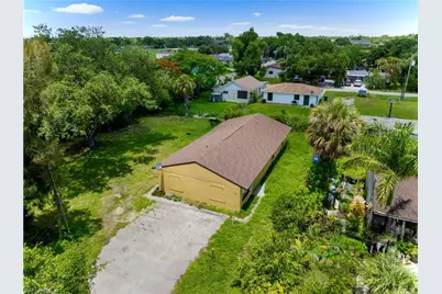 210 Charlotte Ave, Fort Myers, FL 33916 - Photo 15
