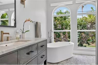 1552 San Carlos Bay Dr, Sanibel, FL 33957 - Photo 25