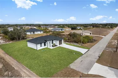 2718 67th St W, Lehigh Acres, FL 33971 - Photo 5