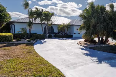 312 NW 13th St, Cape Coral, FL 33993 - Photo 35