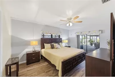 312 NW 13th St, Cape Coral, FL 33993 - Photo 17