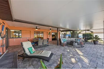 312 NW 13th St, Cape Coral, FL 33993 - Photo 3