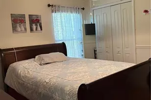 519 Hibiscus Ave, Lehigh Acres, FL 33972 - Photo 9