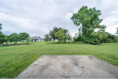 4306 11th St SW, Lehigh Acres, FL 33976 - Photo 17