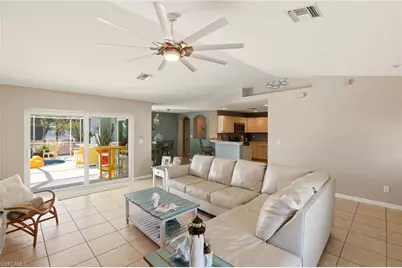 4306 NE 20th Pl, Cape Coral, FL 33909 - Photo 5