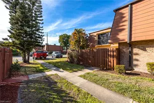 1550 Park Meadows Dr, Fort Myers, FL 33907 - Photo 3