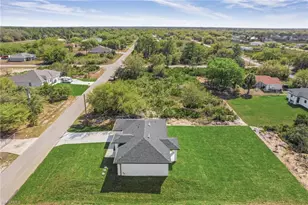 2807 74th St W, Lehigh Acres, FL 33971 - Photo 33